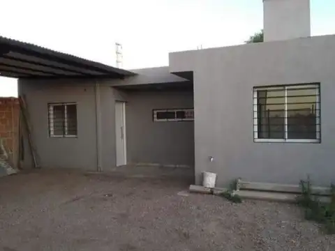 EXCELENTE OPORTUNIDAD  VENDO LOTE CON DOS CASAS EN BARRANCAS COLORADAS - SAN LUIS