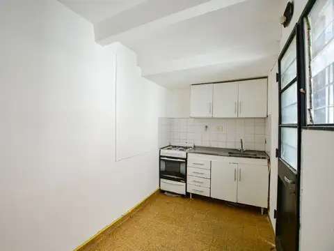 PH EN VENTA LA PLATA AL FRENTE 1 DORMITORIO PATIO