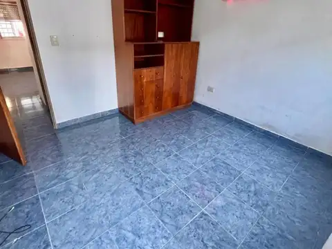 Depto Tipo Casa en Alquiler en Villa Ballester, $ 500.000