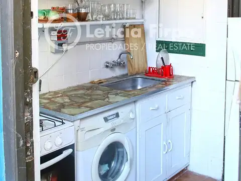 Depto Tipo Casa en Venta 100 años
