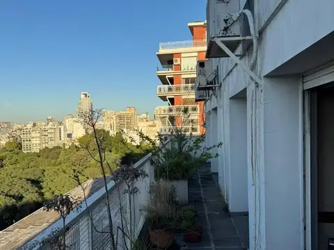 Departamento 8 ambientes con 3 baños