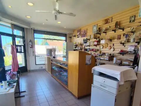 Alquiler comercial. Termas Huinco