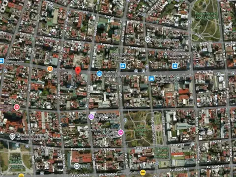 Santa Fe e/ Ayacucho y Riobamba