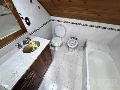 Casa en Venta con 1 cochera