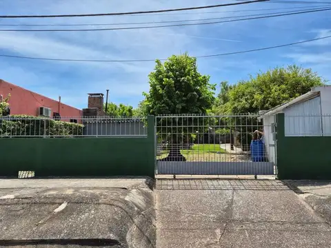 VENTA DE CASA CON AMPLIOS ESPACIOS P