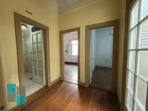 Depto Tipo Casa en Alquiler de 9 ambientes