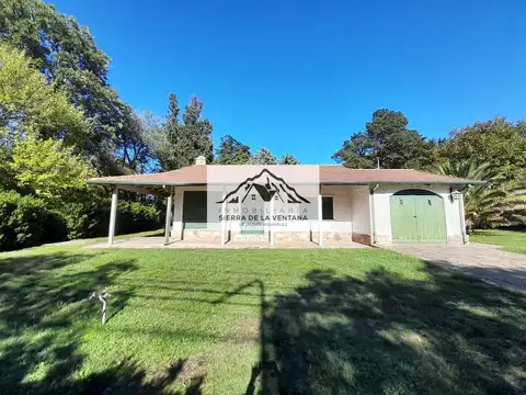 Casa en venta c/ cochera en Sierra de la Ventana
