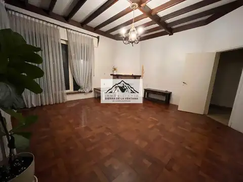 casa  centro  de sierra  de la ventana
