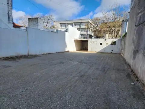 Galpon en Alquiler 40  mts Fondo