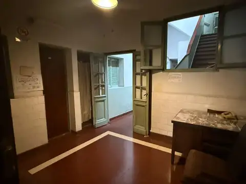 Rio de Janeiro 300, Propiedad entera de 500m2 en alquiler, Almagro