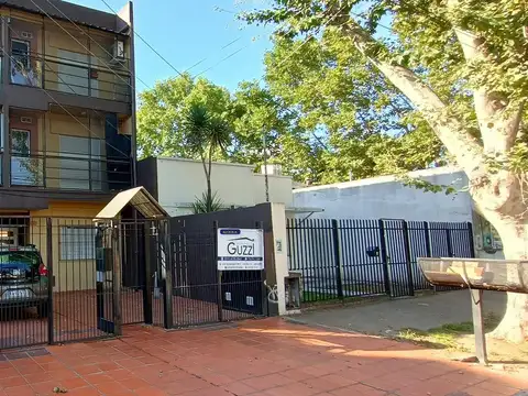 ALQUILER DEPARTAMENTO 2 AMBIENTES EN PRIMER PISO POR ESCALERA. VILLA BALLESTER, SAN MARTIN
