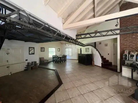 VENTA CASA QUINTA 5 AMBIENTES EN VILLA UDAONDO PARQUE LELOIR