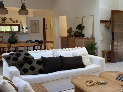 CASA VENTA COSTA ESMERALDA SENDEROS I CON PILETA