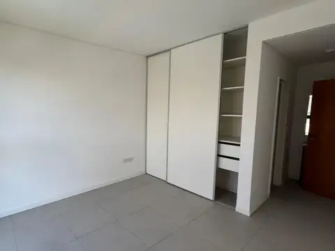 Departamento en Alquiler con 1 cocheras