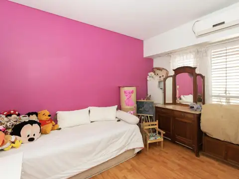 Departamento 5 ambientes con 2 baños