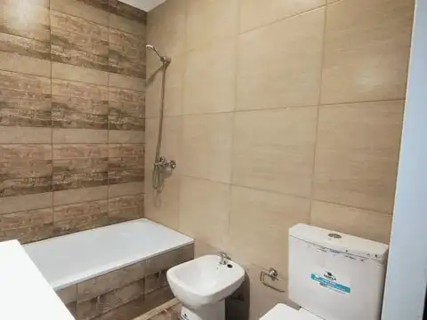 VENTA DEPARTAMENTO A ESTRENAR 1 PISO CON PATIO