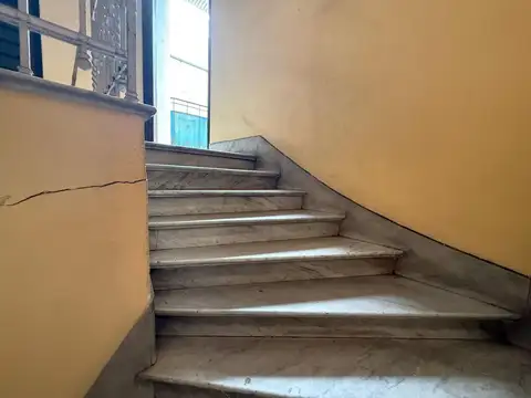 Venezuela 3200, Piso 1