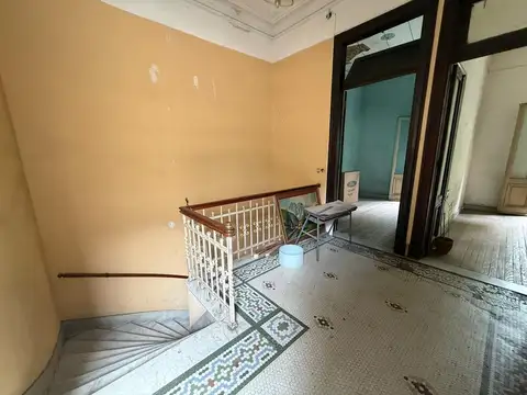 Depto Tipo Casa en Venta de 6 ambientes