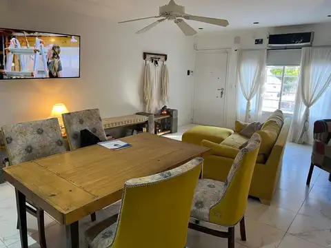 Depto Tipo Casa en Venta de 3 ambientes