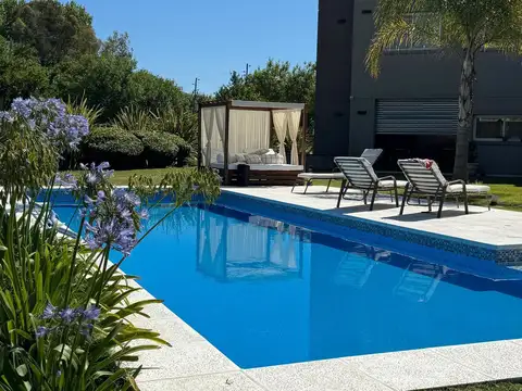 CASA EN FINCAS DE SAN VICENTE CHACRAS fondo laguna