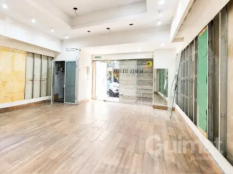 Local en Alquiler en Once, $ 4.000.000