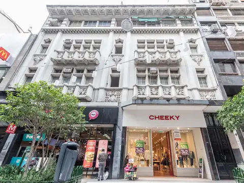 Venta oficina reciclada centro sobre peatonal Florida bajas expensas oportunidad