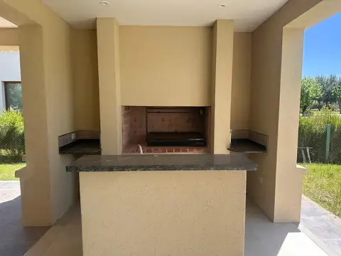 Casa en Alquiler de 3 dormitorios