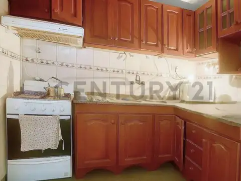 Julio Argentino Roca 551 , Piso 0