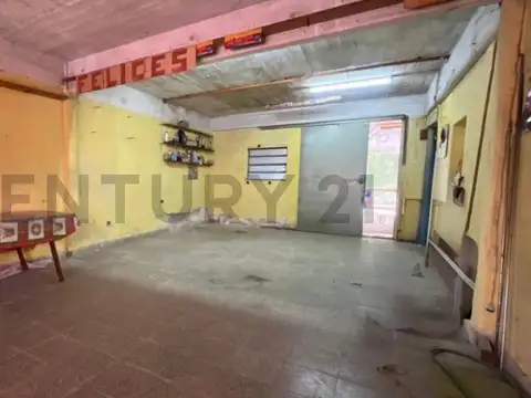 Julio Argentino Roca 551 , Piso 0