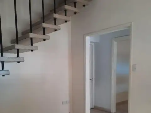 Dos dormitorios + 2 baños + patio y terraza