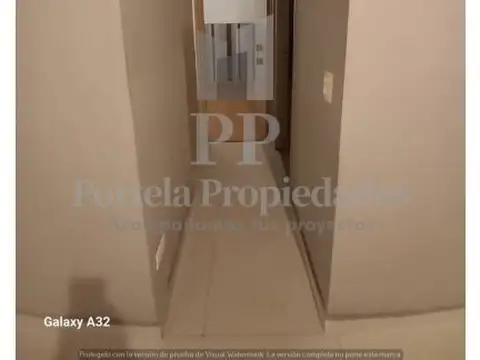 Bradley 225 , Piso 11