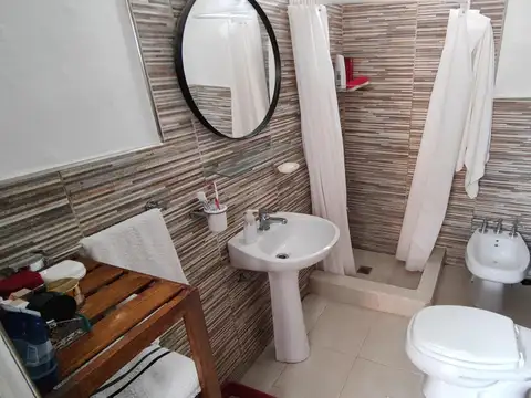 Depto Tipo Casa en Venta 80 años