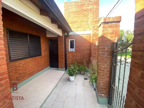 Casa en Venta en Villa Elvira, USD 60.000