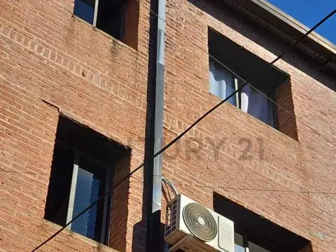 Magaldi 5000, Piso 0