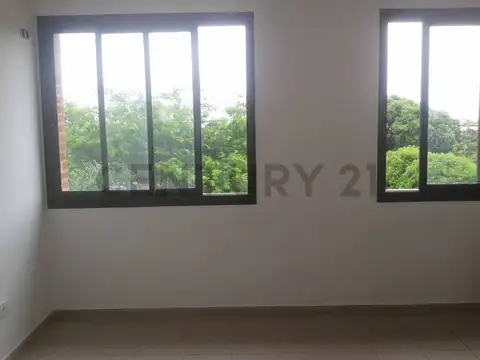 Venta de piso con 2 departamentos de 2 ambientes ,  en Posadas Misiones,zona Avenida Tacuari y Aguad