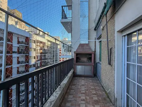Alsina 2200