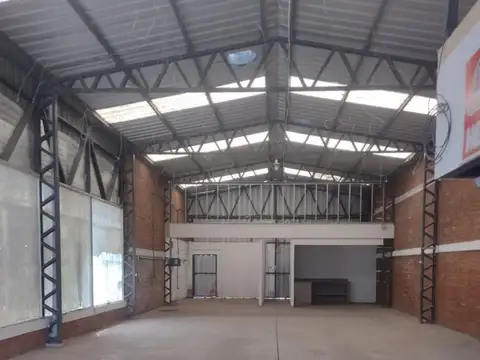 Galpon en Venta 20  mts Fondo