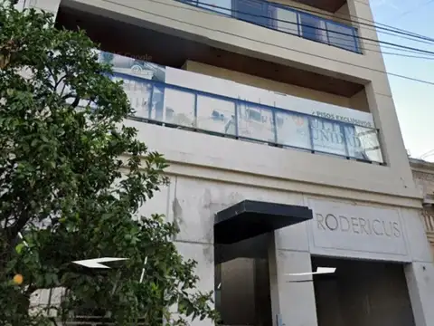 47 E/ 12 Y 13: PISO 3 DORM. + DOS COCHERAS CUBIERTAS