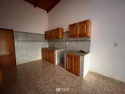 Casa 3 ambientes con 1 baño
