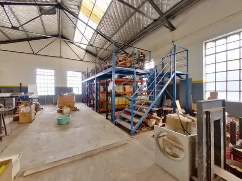 Galpon en Alquiler 48  mts Fondo