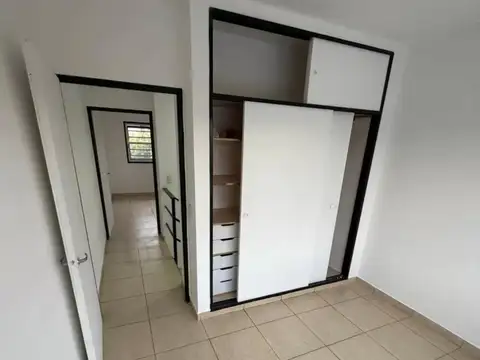 Departamento en Alquiler en Pablo Podesta, $ 750.000
