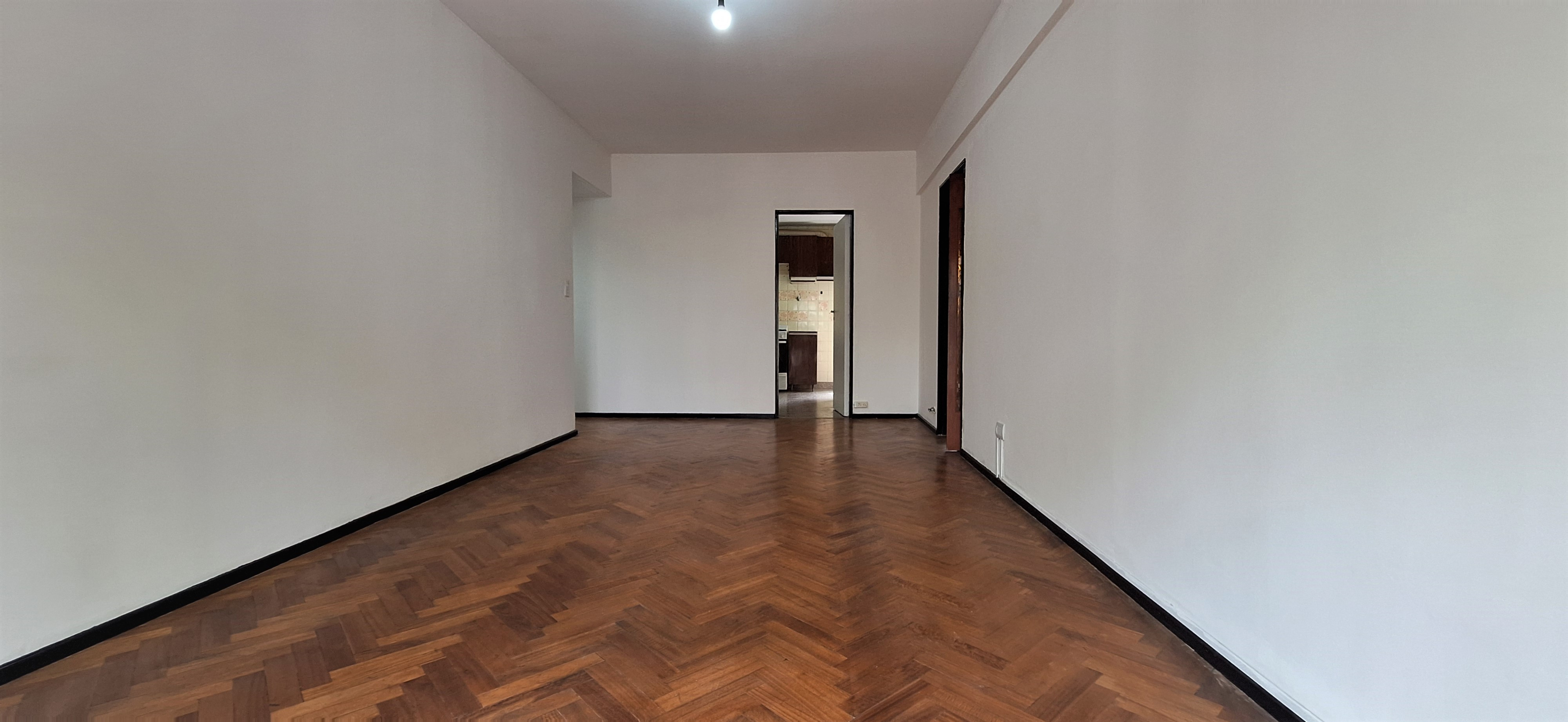 Departamento en Alquiler 44 años