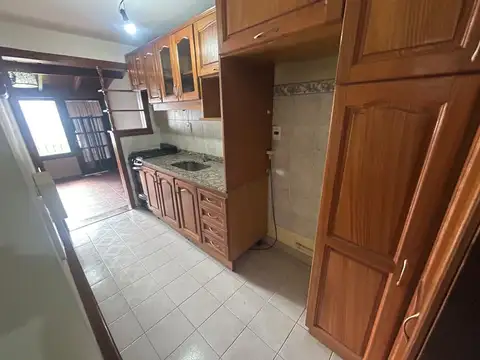 HERMOSO DUPLEX 2 AMBIENTES CON PATIO Y PARRILLA