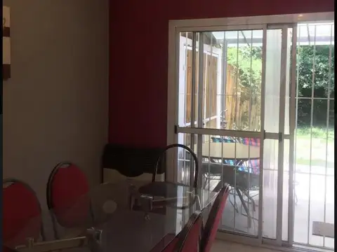 Depto Tipo Casa en Venta de 2 dormitorios