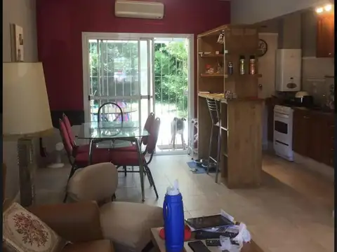 Depto Tipo Casa en Venta de 3 ambientes