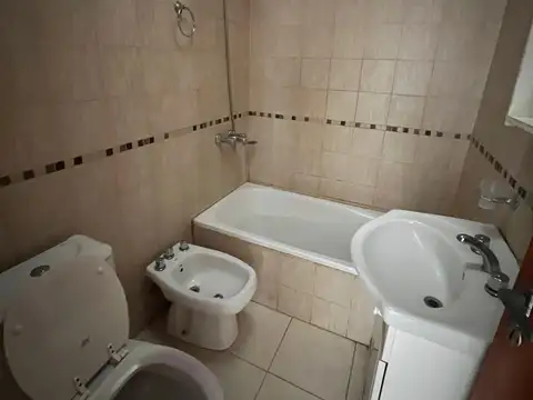 Departamento en Alquiler en Berisso, $ 380.000