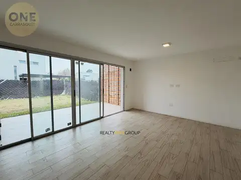 Duplex impecable 458 y 28 2 dorm, garage, parque