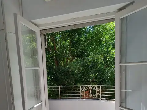 Virrey Liniers 1200, Piso 1