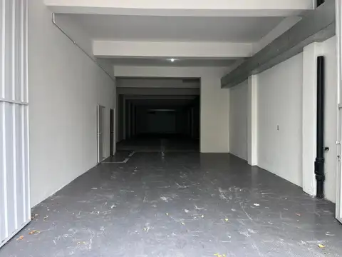Galpon-Local. Macrocentro, Santiago del Estero 1100