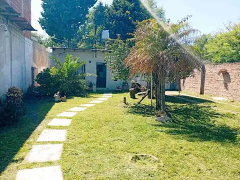 Casa 4 ambientes con 1 baño
